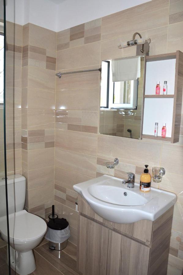 Α & D Perikleous Apartments Kastro-Kyllini Экстерьер фото